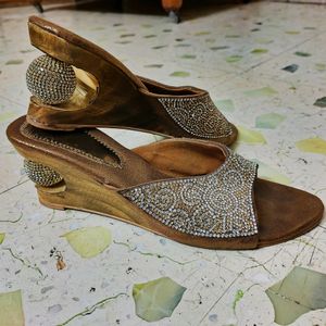 Golden Diamond Bridal Classic Roller Heels