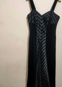 Black⚫Elegant Velvet Dress For 36 Bust
