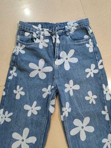 Daisy Print Wide Leg Jeans