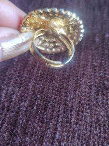 Cocktail Ring Golden And Pink Color