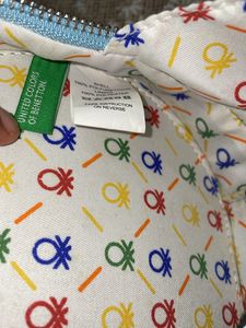 United Colours Of Benetton Sling Bag