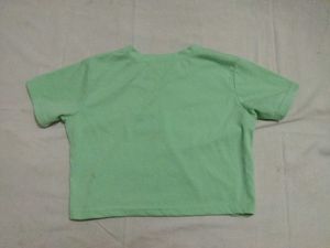 Angel Wings Graphic Cropped T-Shirt