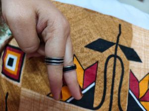Black Ring Set Of 2