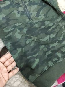 Camouflage Pullover Sweatshirt