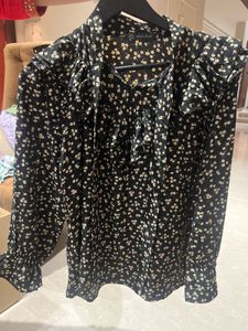 Chic Floral Print Ruffle Blouse