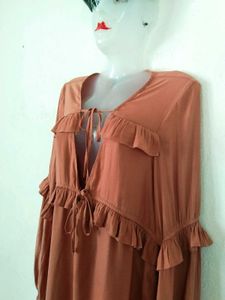 OFFER SALE 🎉 forever 21 Chic Ruffled V-Neck Dress