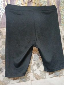 Ribbed Black Biker Shorts