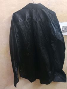 ZODI Printed Black Shirt