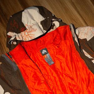 NIKE ACG JACKET WITH THERMAL LAYER