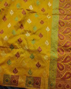 Elegant Yellow Saree with Paisley Border