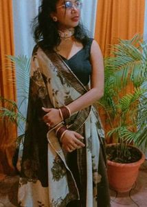 Floral Print Saree with Blouse