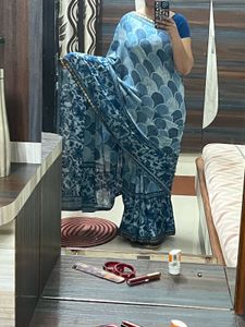 Elegant Blue Printed Saree