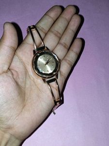 Rose/pink gold watch
