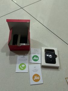 JioFi Portable WiFi Hotspot
