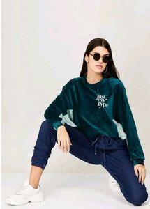 Ginger Green Velvet Regular Fit Sweatshirt