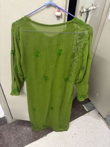 Elegant Green Embroidered Kurta