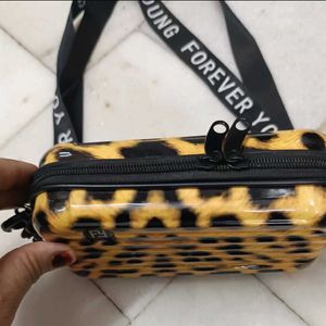Animal Print Hardcase Sling Bag