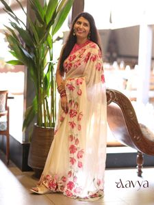 Elegant Saree with Floral Print