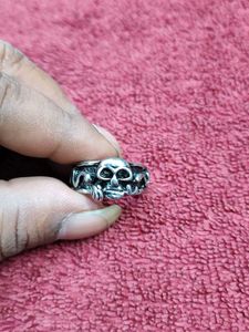 Skull Ring