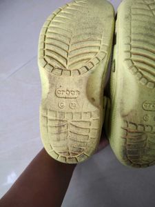Crocs Classic Clogs - Lime Green  C 13...