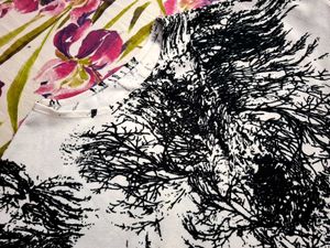 Black &amp; White Abstract Print Top