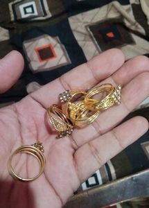 Gold Tone Embellished Ring Set of 5