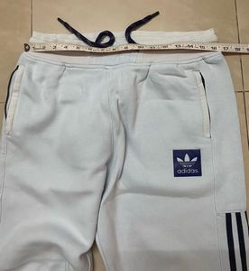 Mens Adidas Tracksuit(xxl)AVAILABLE LIMITED PE
