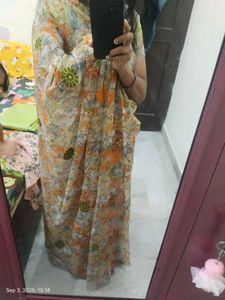 Floral Print Saree With Thread Embroidery
