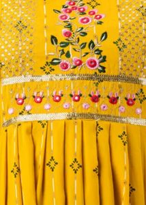 Pretty Ethnic Embroidery Top