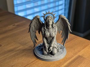 Kneeling Gothic Angel Statue (Halo &amp; Wings)