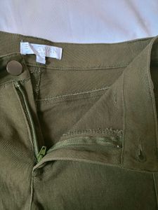 Beutiful Cargo Short