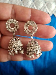 Stunning earrings