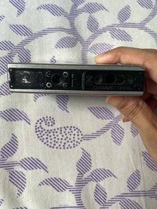 Canon IXUS 70 Digital Camera