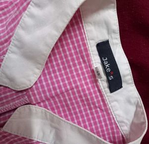 Elegant Pink check shirt for women