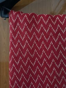 Elegant Red Saree with Zigzag Pattern