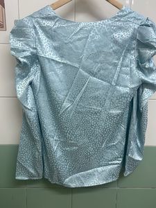 Stylish Light Blue Leopard Print Top