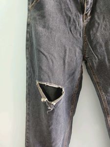 Distressed Wide Leg Jeans