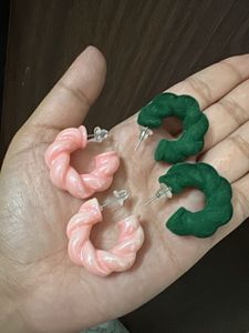 Chic Twisted Hoop Earrings - Pink &amp; Green Set