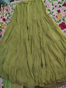 I Am Selling 4 Piece Weeding Suit
