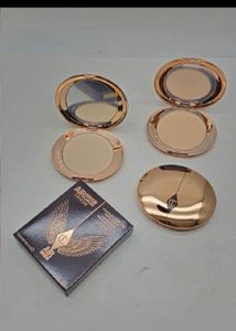 Charlotte Tilbury Airbrush Flawless Finish Powder