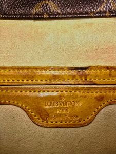 Louis Vuitton Tote Bag ( Authentic)