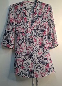 Chic Floral Print V-Neck Tunic Kurti