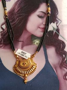 Elegant Gold Pendant