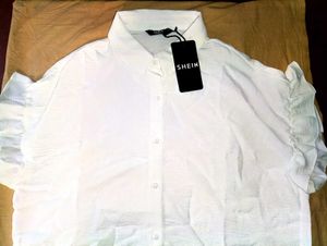 Chic White Short Sleeve Button-Down Blouse