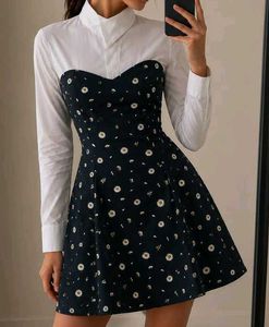 Daisy Print Sweetheart Neckline Dress