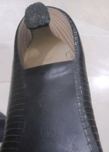 pointed toes pumps heels