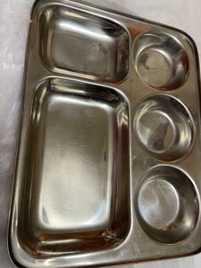 Heavy 5 compartments steel plate