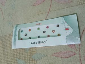 Fancy Bindis - Assorted Colors set of 2