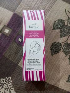 Foxtale Oil & Acne Control Face Wash