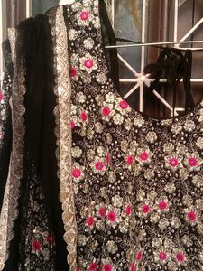 Women Kurta Set With Tulip Salwar